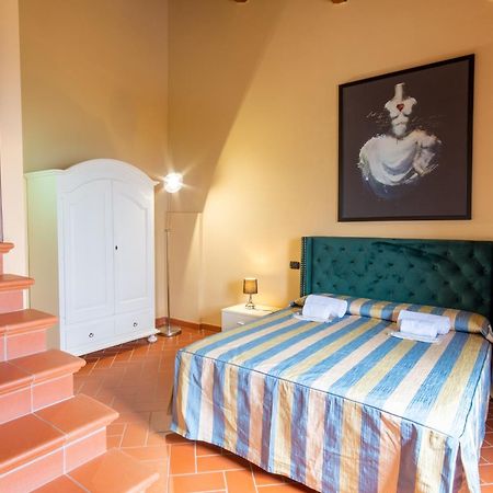 Tenuta Guinigi Antico Borgo Di Matraia - Exclusive Holidays Apartments & Pool Lucca Exterior photo
