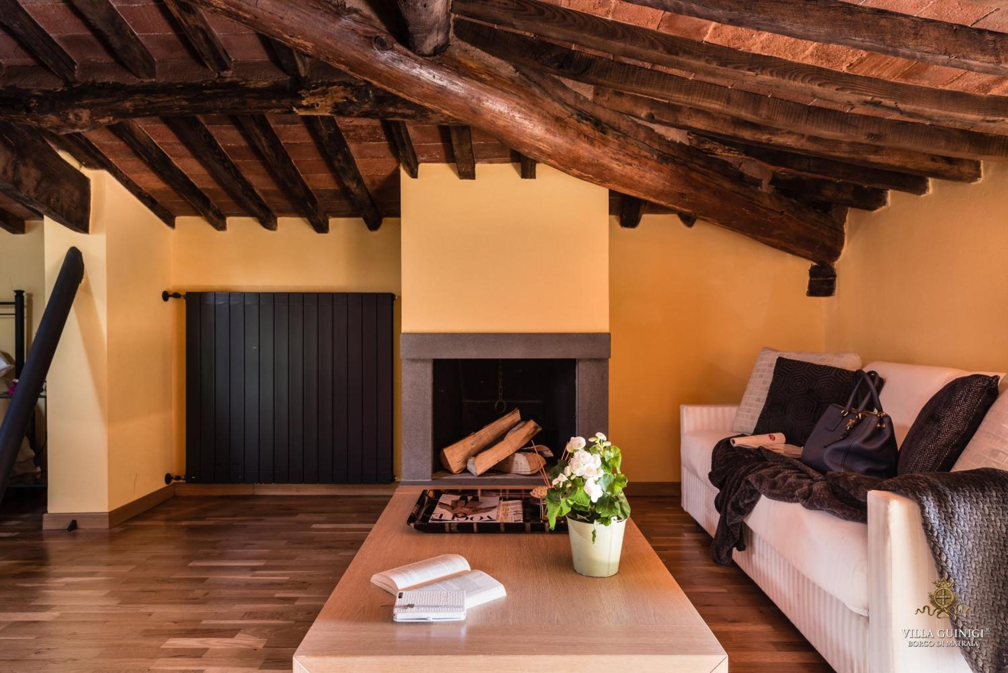 Tenuta Guinigi Antico Borgo Di Matraia - Exclusive Holidays Apartments & Pool Lucca Exterior photo
