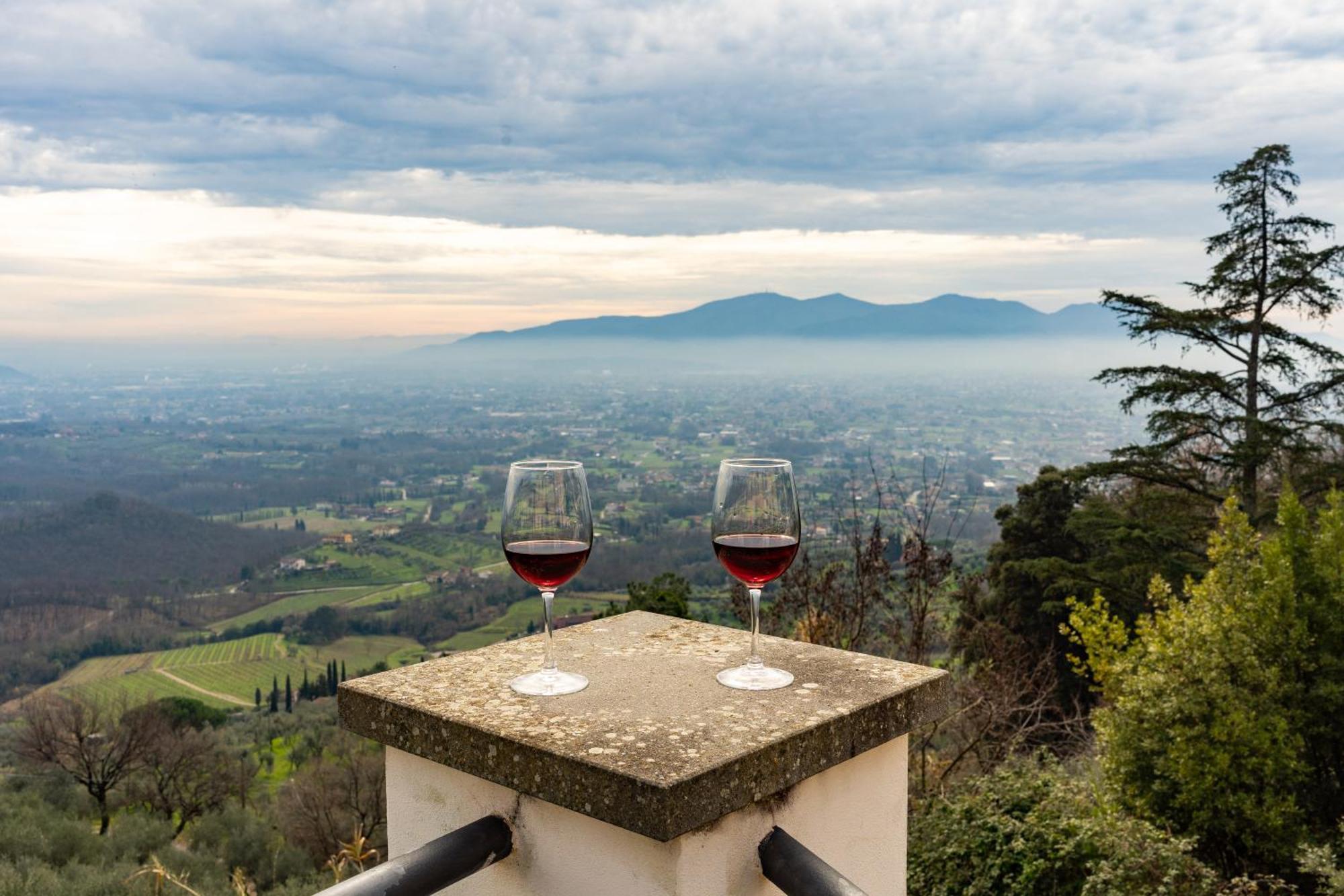 Tenuta Guinigi Antico Borgo Di Matraia - Exclusive Holidays Apartments & Pool Lucca Exterior photo